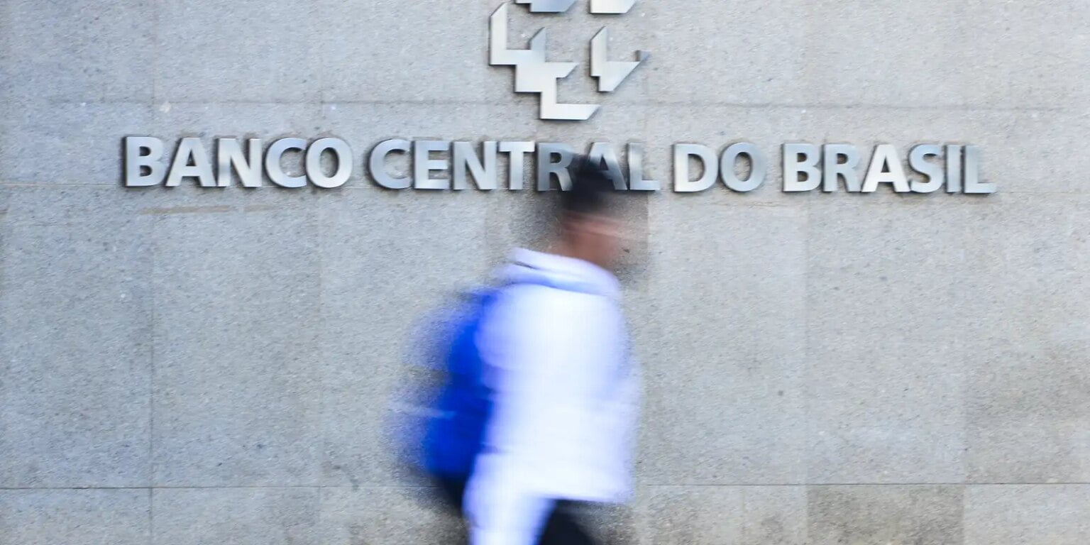 Banco Central divulga edital de concurso para analista