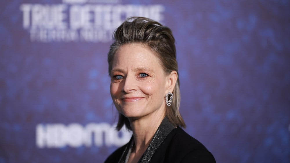 MEXICO CITY, MEXICO - JANUARY 11: Jodie Foster poses during the blue carpet for the series