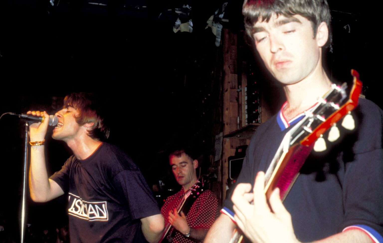 Liam Gallagher diz que foi “jogado debaixo da porra do ônibus” quando o Oasis se separou