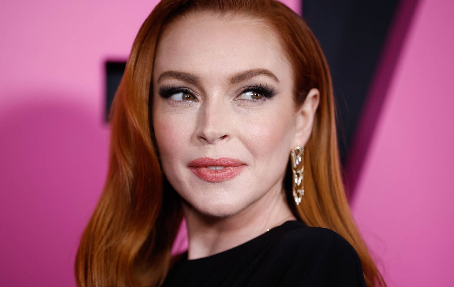 Lindsay Lohan “magoada e decepcionada” com piada no novo ‘Meninas Malvadas’