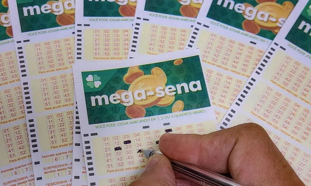 Mega-Sena acumula e vai a R$ 16 milhões; 49 acertam a quina e levam R$ 30 mil