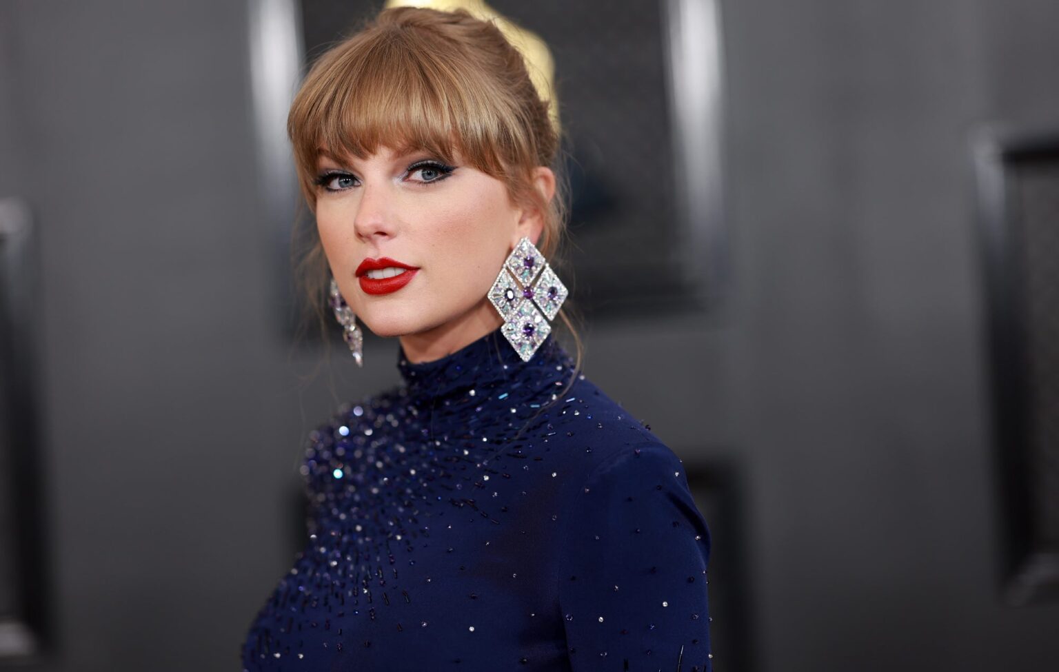 O diretor de 'Argylle' nega a teoria sobre o envolvimento de Taylor Swift no próximo filme de espionagem