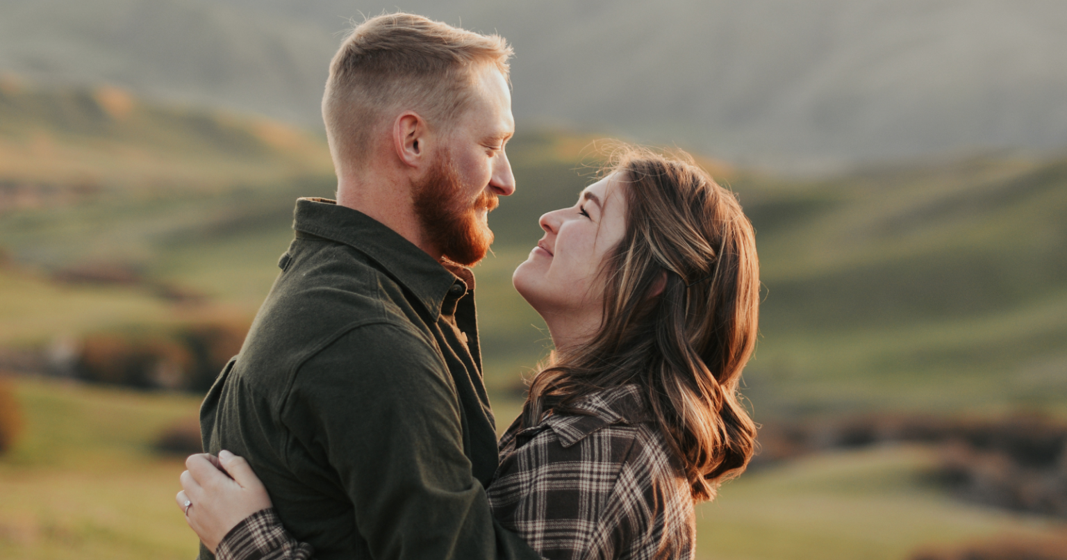 13 sinais de que você está em um relacionamento com alguém que prioriza sua felicidade