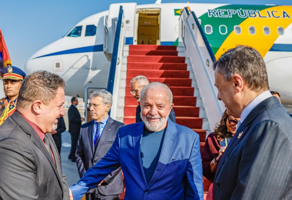 Lula chega ao Egito para visita oficial | Brasil