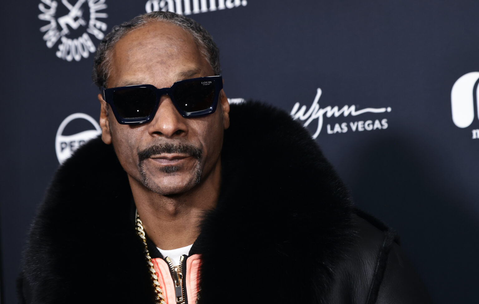 Snoop Dogg presta homenagem após morte do irmão mais novo, aos 44 anos
