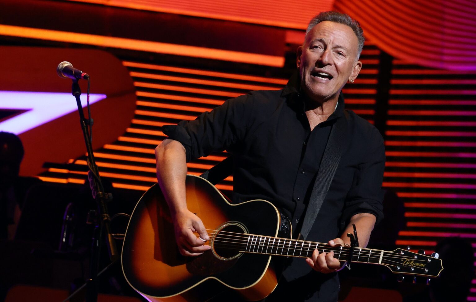 Bruce Springsteen anuncia novo álbum de grandes sucessos