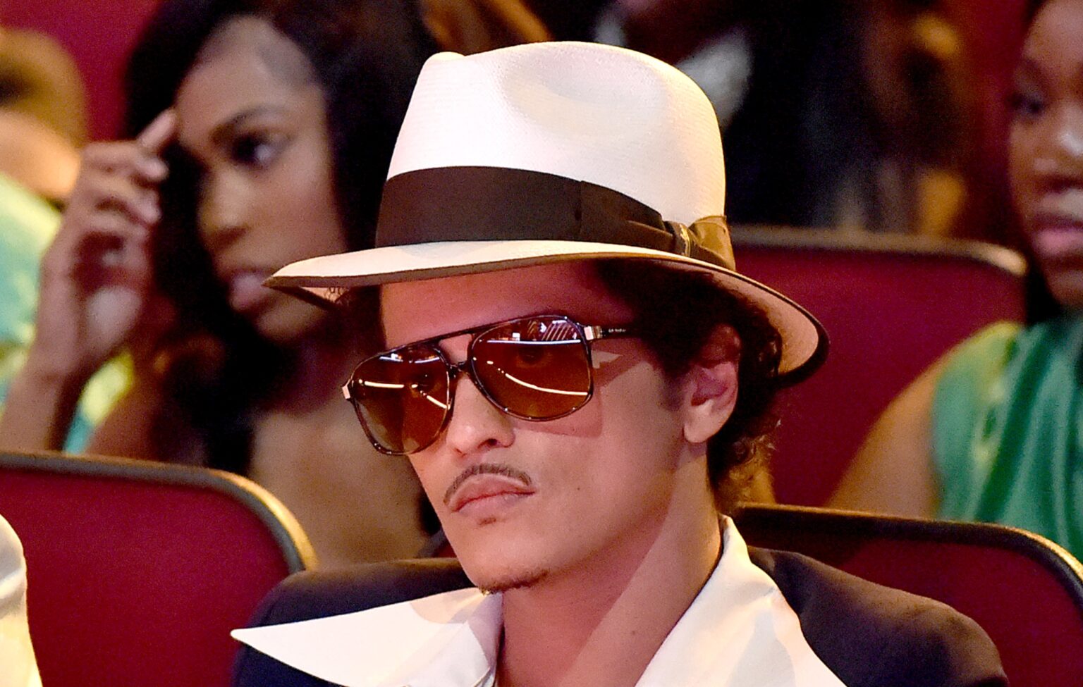 Bruno Mars tem uma dívida de US$ 50 milhões devido ao jogo