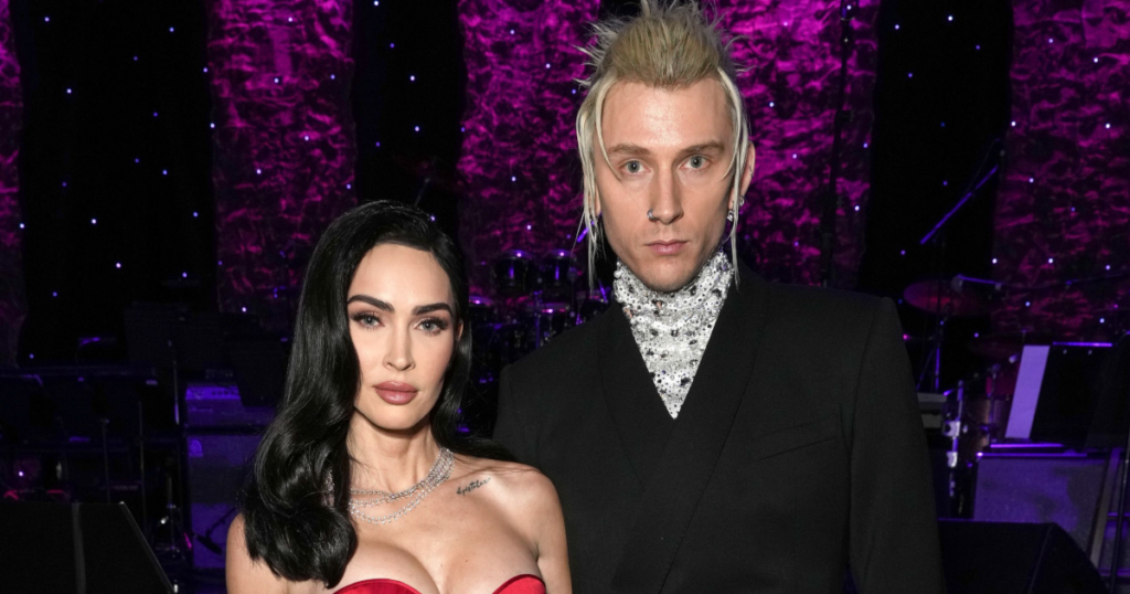 Megan Fox exibe barriga de grávida no videoclipe de 'Lonely Road' de Machine Gun Kelly